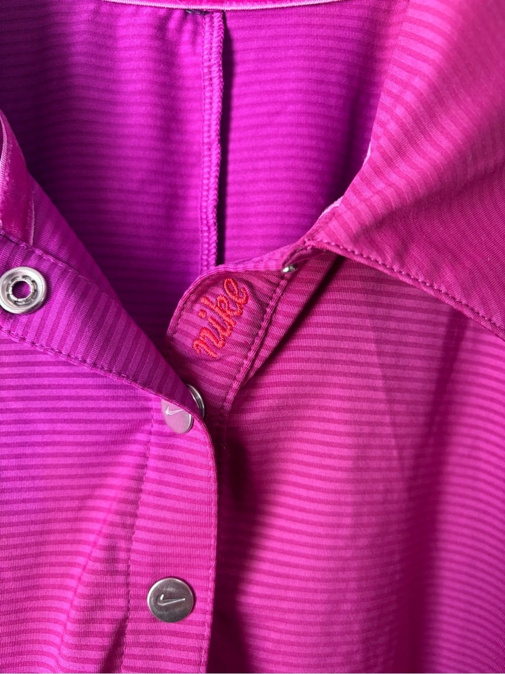 Nike Golf Dri-FIT Sleeveless Striped Polo Shirt | Magenta Purple | Size Medium - Picture 3 of 5